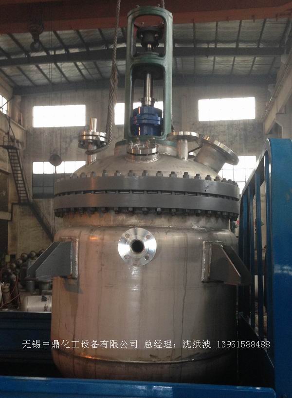 蒸汽加熱反應(yīng)釜、導(dǎo)熱油循環(huán)加熱反應(yīng)釜 