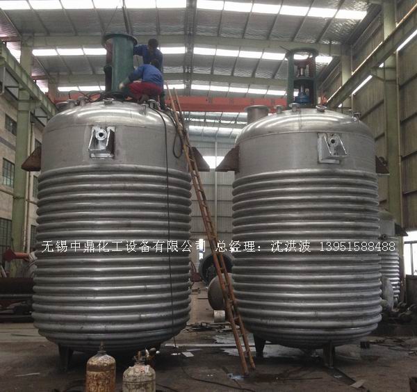 蒸汽加熱反應(yīng)釜、導(dǎo)熱油循環(huán)加熱反應(yīng)釜 