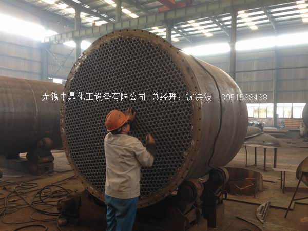 700㎡列管式換熱器（大型冷凝器）