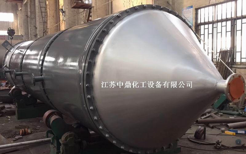 東營(yíng)某化工有限公司25平方刮板蒸發(fā)器